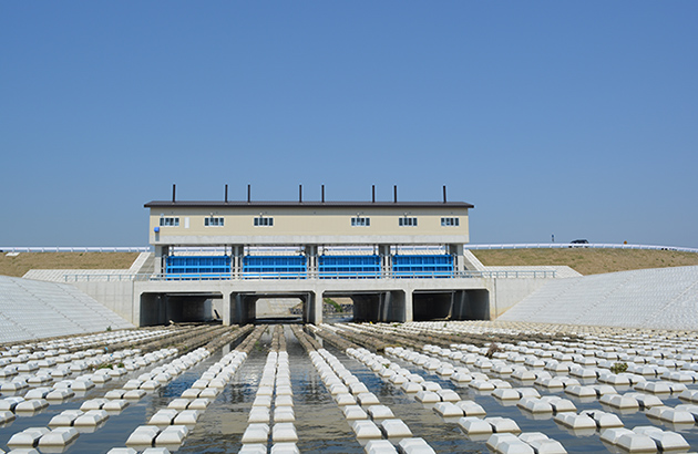 Nanase River Confluence Sluiceway (2015)