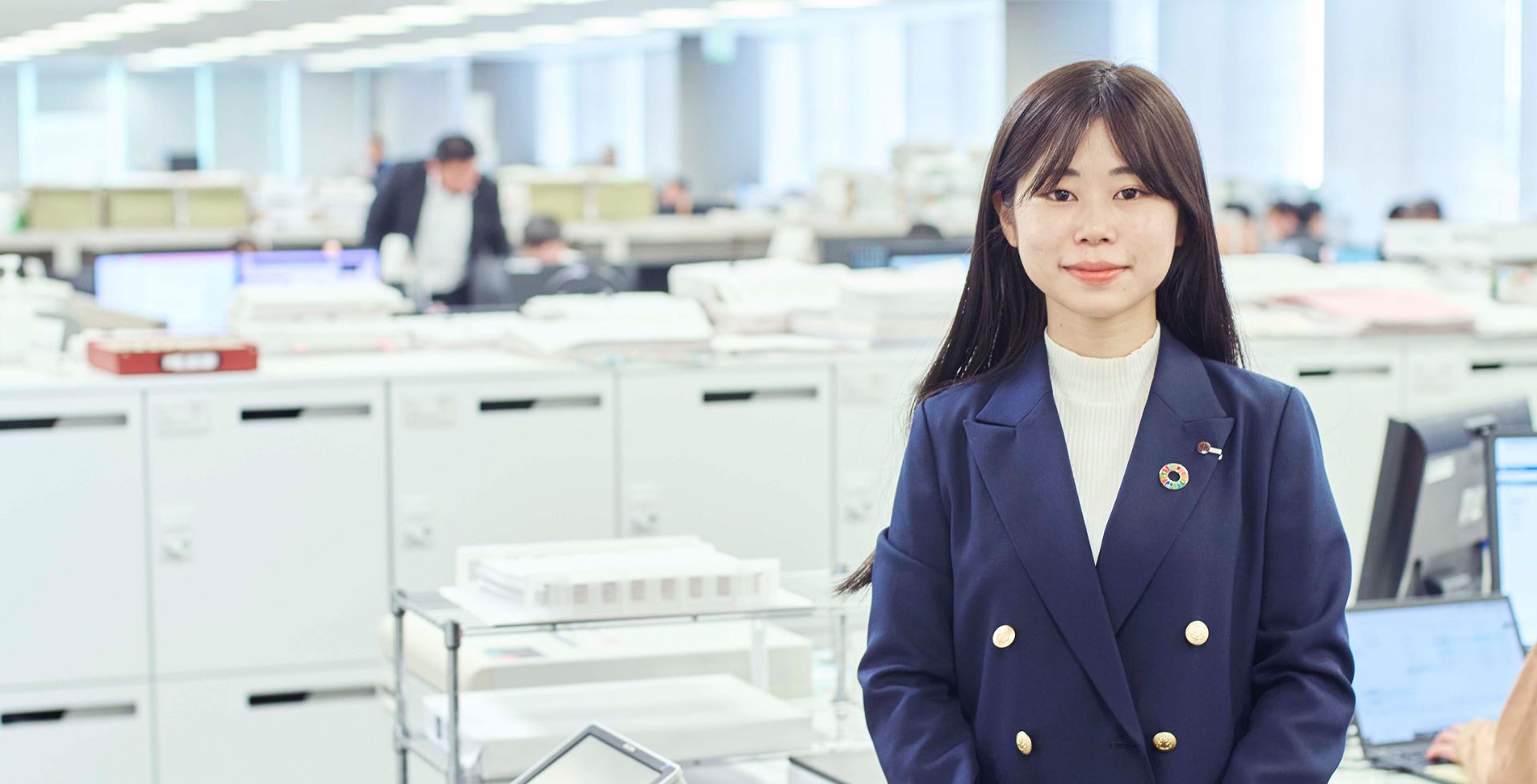 社員の正面写真